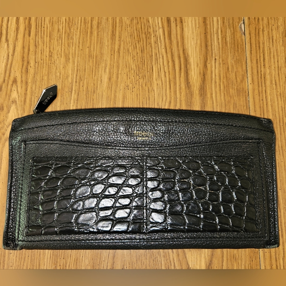 Treesje Leather Wallet Organizer Black Alligator